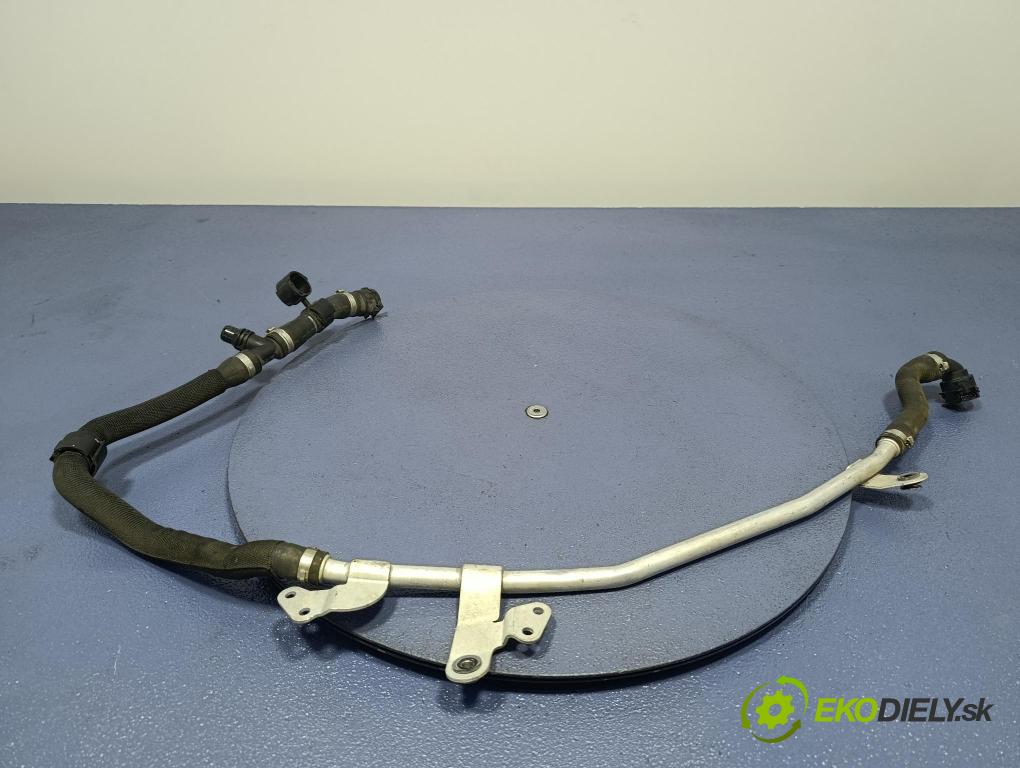 Bmw X4 2023 rúrka Chladič: 8597286