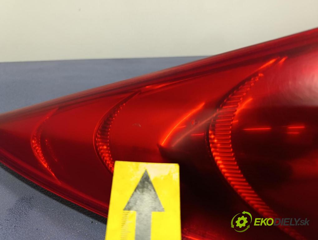 Peugeot 207 2008 světlo Zad: levá Mimo: 9680158080
