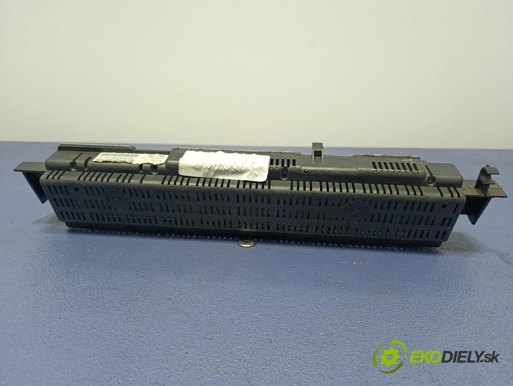 Renault Espace 2003 Přístrojová deska 8200288814