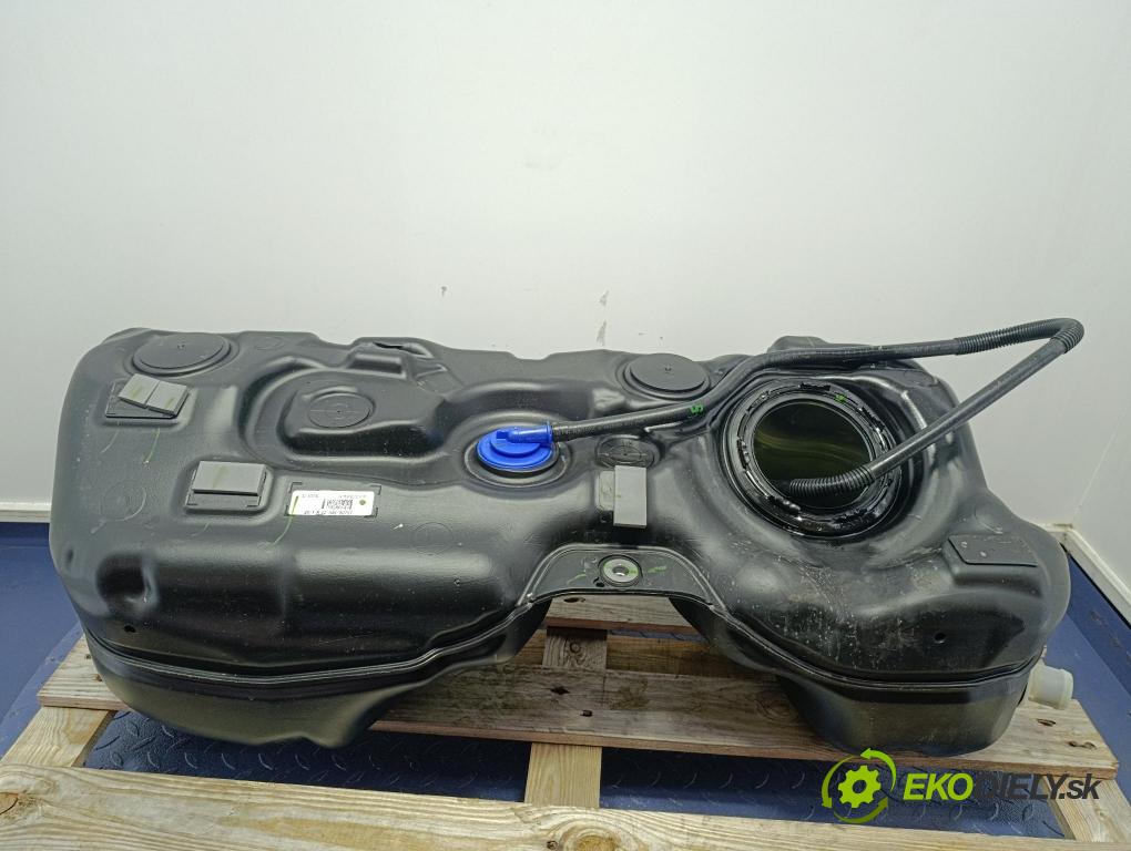 Bmw X4 2023 Nádrž: paliva 100116707