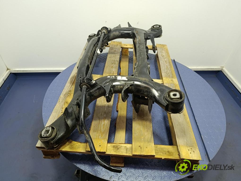 Bmw X4 2023 výztuha Pozastavenia: Zad: 386586