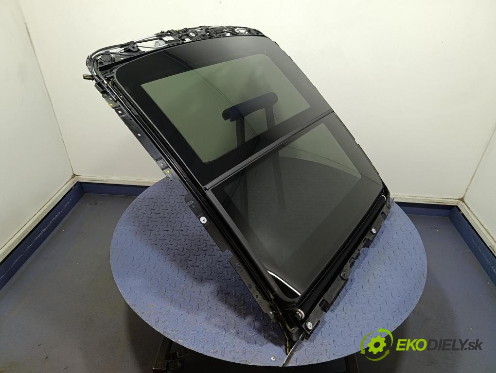 Bmw X4 2023 Střešní okno: 9852132