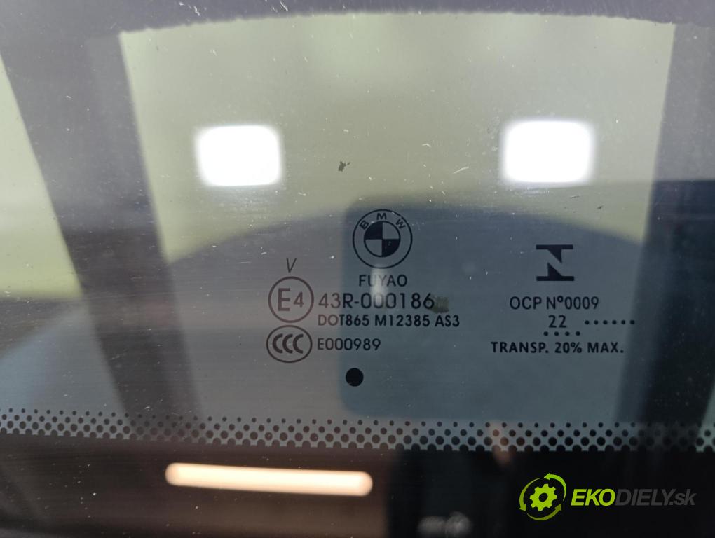 Bmw X4 2023 Střešní okno: 9852132