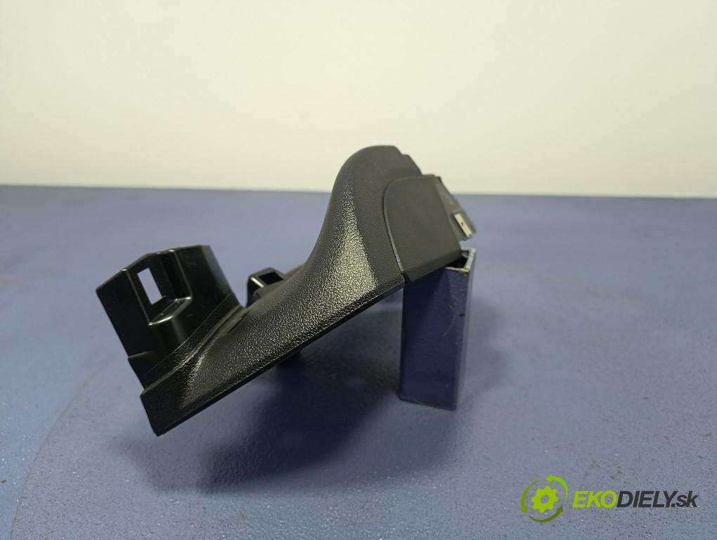 Bmw X4 2023 kryt Plast: Interiéry: 7473664
