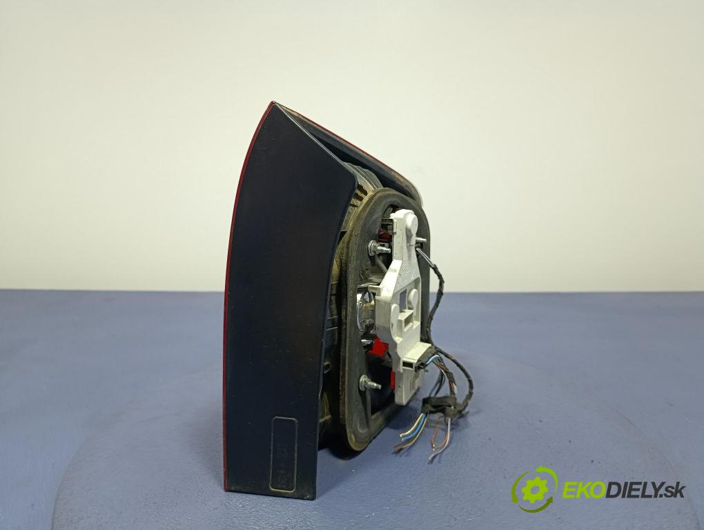 Skoda Octavia 2009 svetlo / reflektor zad ľavá Vonkajsia: 1Z9945257