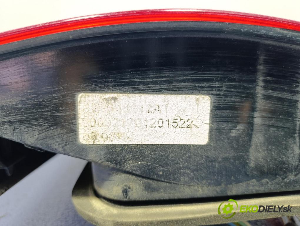 Skoda Octavia 2009 svetlo / reflektor zad Prava: Vonkajsia: 1Z9945255
