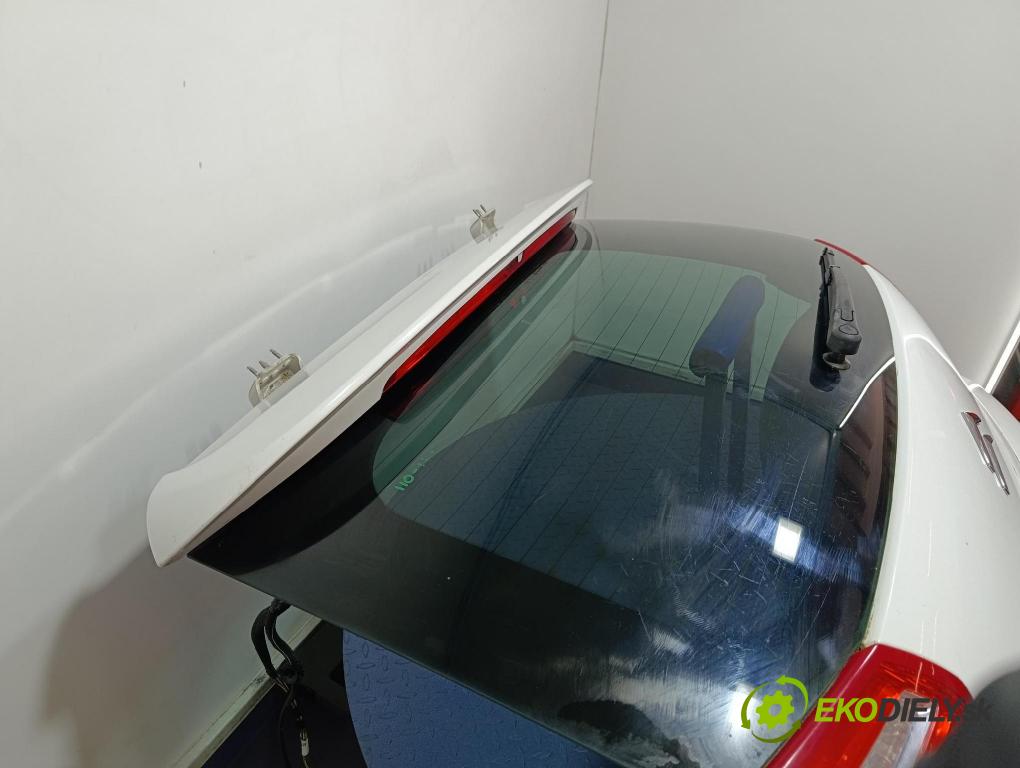 Citroen C4 picasso 2008 zadní dveře kufra: kufr