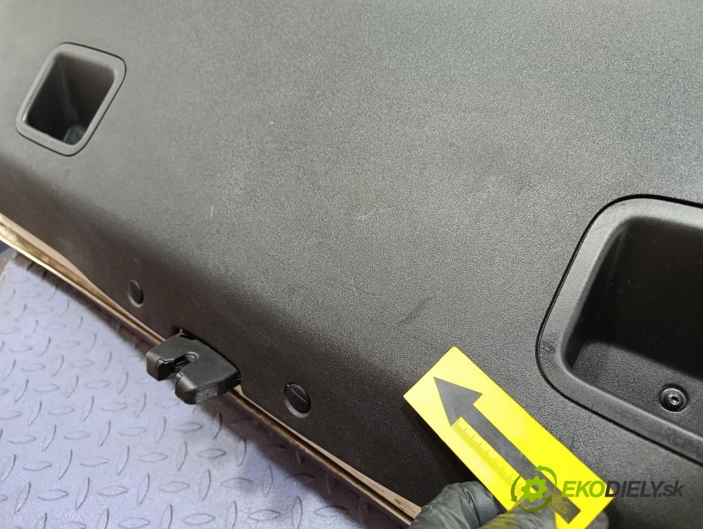 Citroen C4 picasso 2008 zadní dveře kufra: kufr