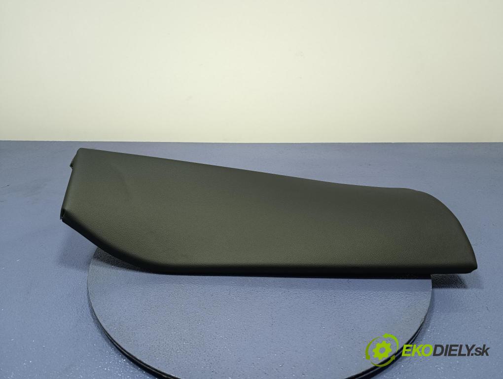 Bmw X4 2023 kryt Plast: Interiéry: 7482022