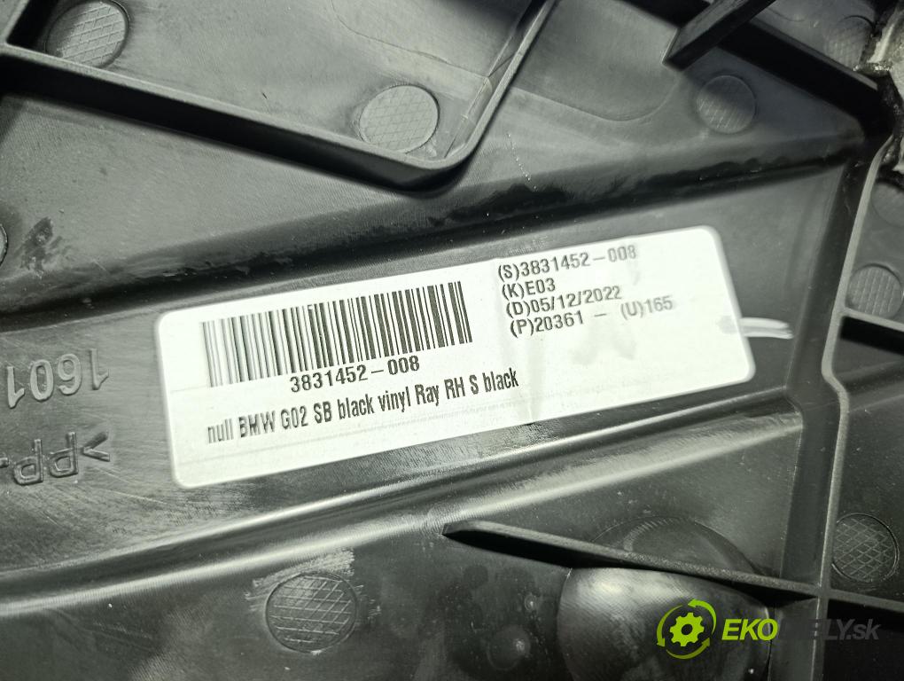 Bmw X4 2023 kryt Plast: Interiéry: 7482022
