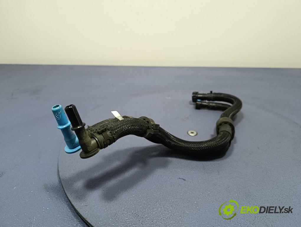 Bmw X4 2023 trubka Paliva: 8593312