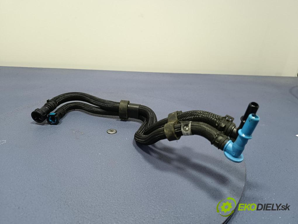 Bmw X4 2023 trubka Paliva: 8593312