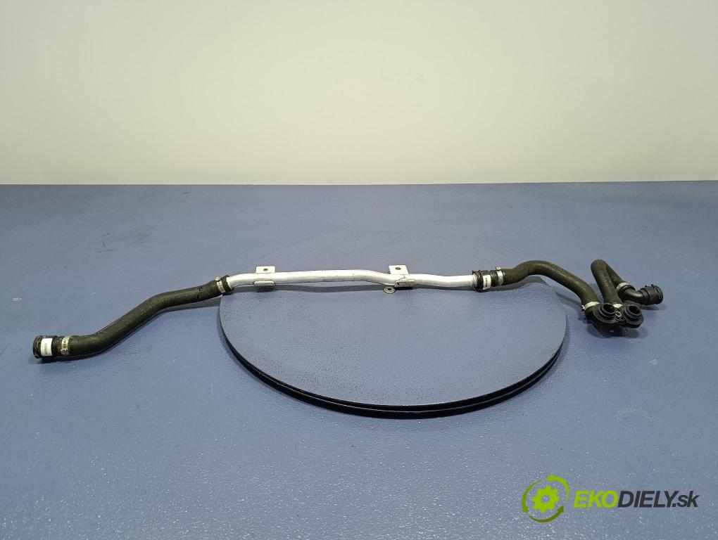 Bmw X4 2023 trubka Chladič: 8597285