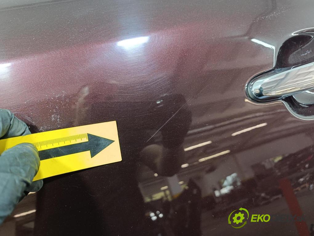Kia Sorento 2013 dveře před Vlevo, odjet: