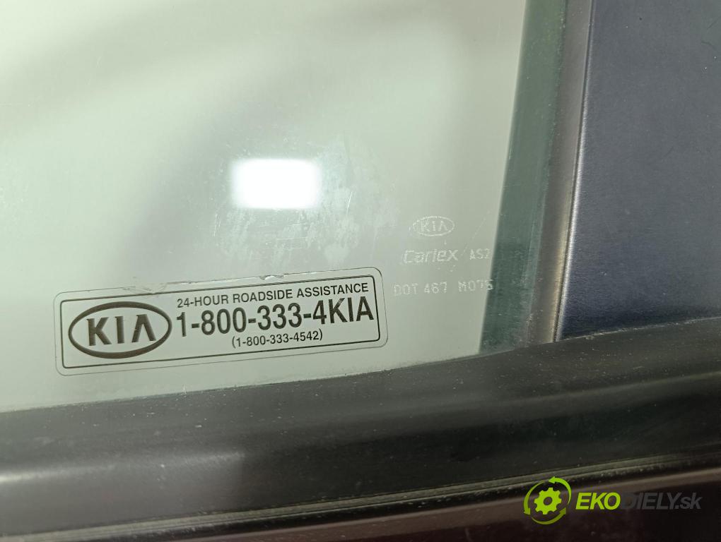 Kia Sorento 2013 dveře před Vlevo, odjet: