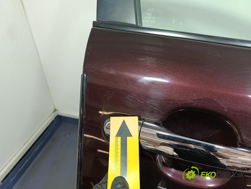 Kia Sorento 2013 dveře před prave