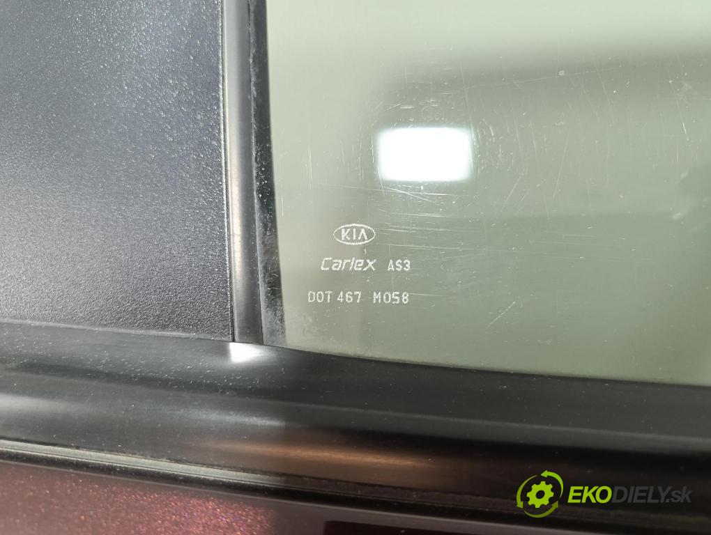 Kia Sorento 2013 dveře Zad: prave