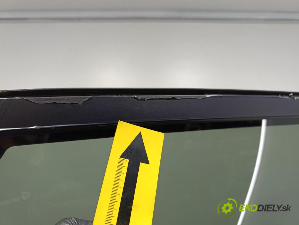 Kia Sorento 2013 dveře Zad: prave