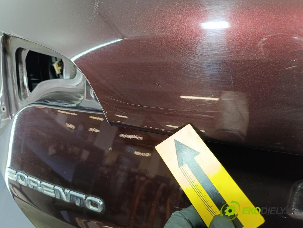 Kia Sorento 2013 zadní dveře kufra: kufr