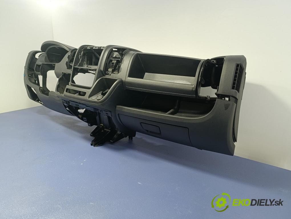 Fiat Ducato 2017 kokpit,přistrojova deska