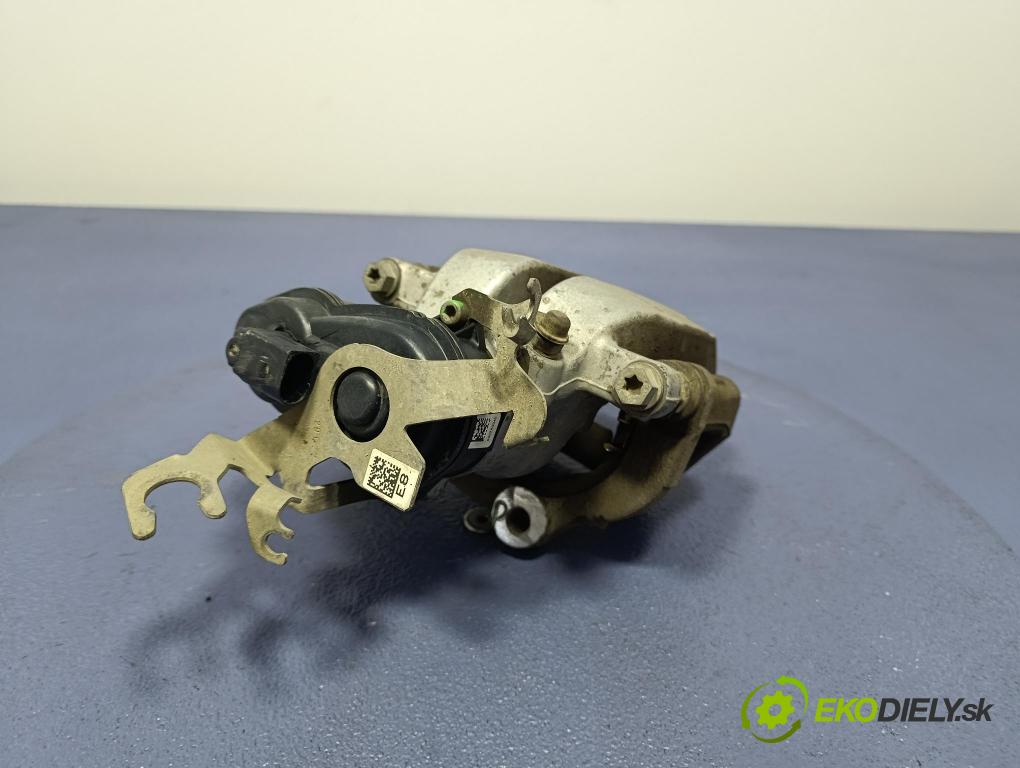 Bmw X4 2023 brzdič brzdový Zad: v pravo: 53019C
