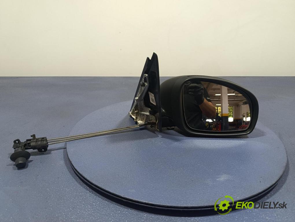 Skoda Praktik 2008 zpětné zrcátko prave 5J1857502R