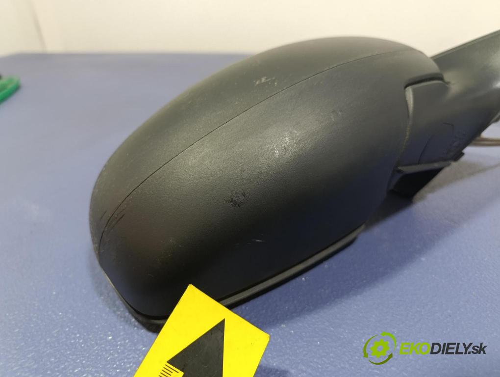 Skoda Praktik 2008 zpětné zrcátko prave 5J1857502R