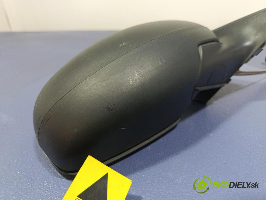 Skoda Praktik 2008 zpětné zrcátko prave 5J1857502R