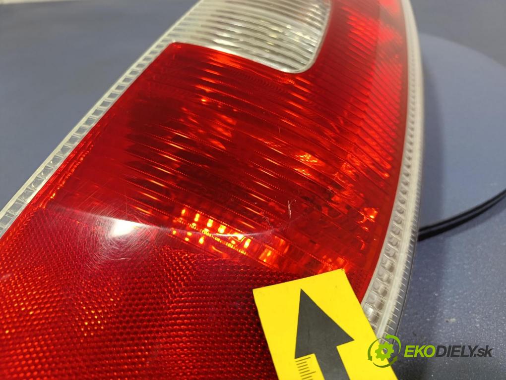 Skoda Praktik 2008 světlo Zad: Práva: Mimo: 5J7945096
