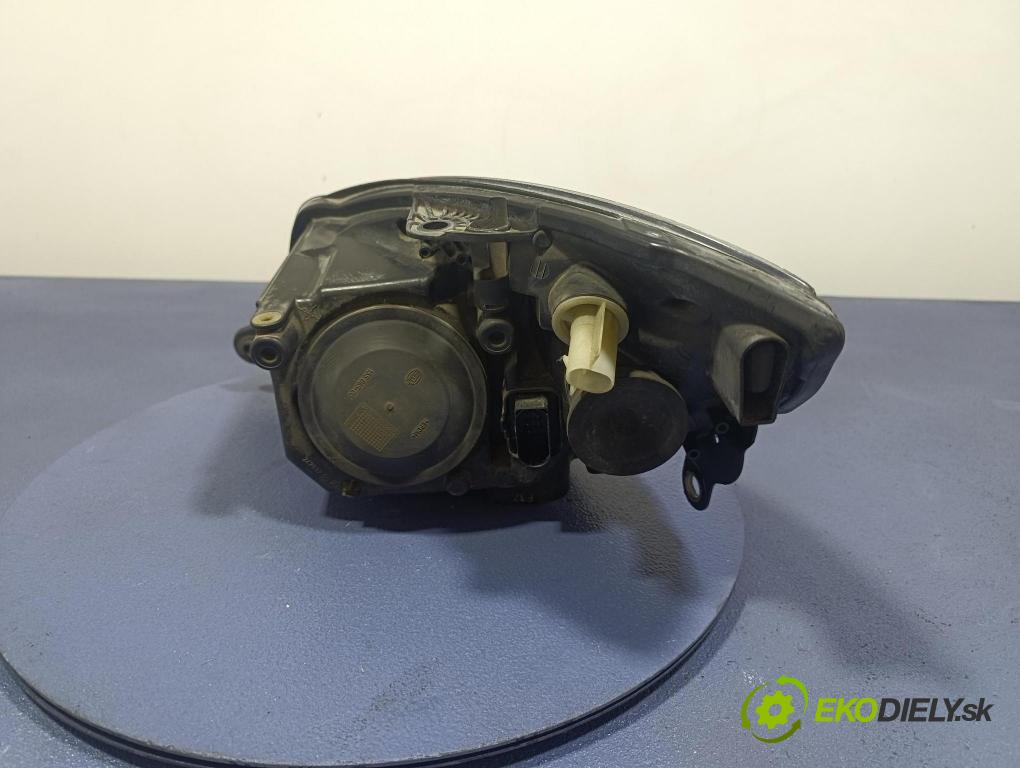 Skoda Praktik 2008 světlo v pravo: 24783200R