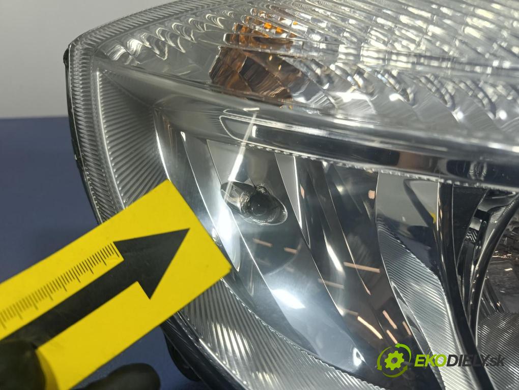 Skoda Praktik 2008 světlo v pravo: 24783200R