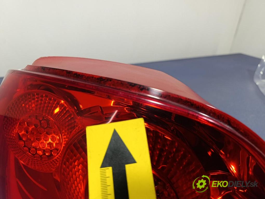 Peugeot 307 2007 světlo Zad: levá Mimo: 