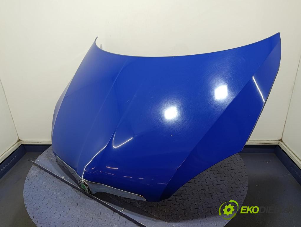 Skoda Praktik 2008 kapota přední: