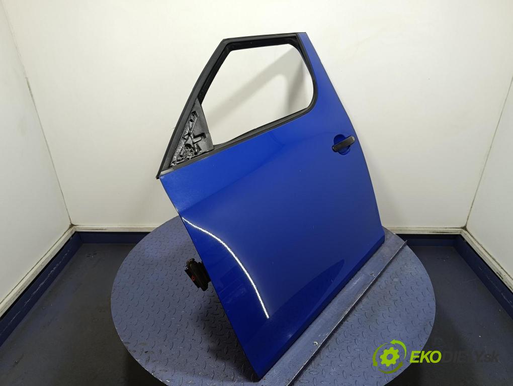 Skoda Praktik 2008 dveře před Vlevo, odjet: