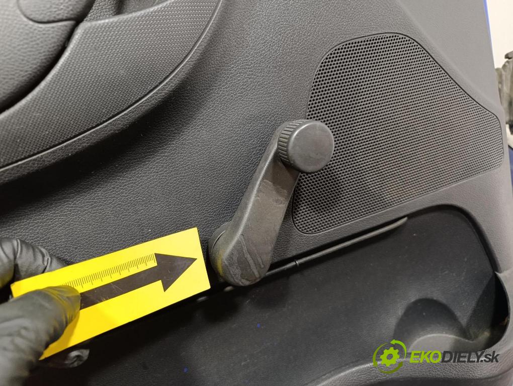 Skoda Praktik 2008 dveře před Vlevo, odjet:
