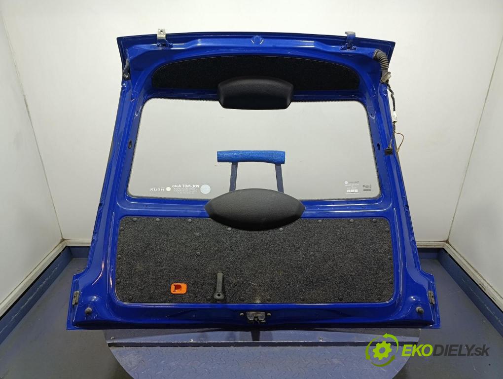 Skoda Praktik 2008 zadní dveře kufra: kufr 