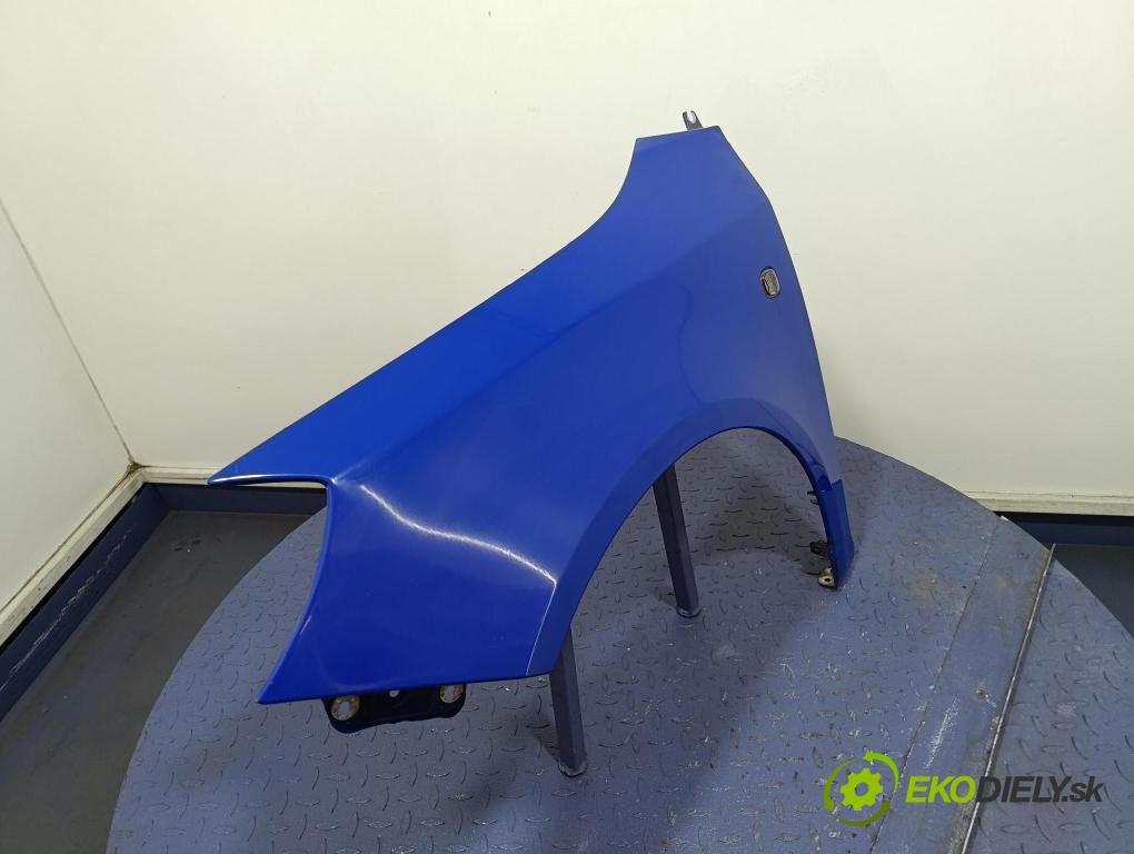 Skoda Praktik 2008 blatnik před Levý: