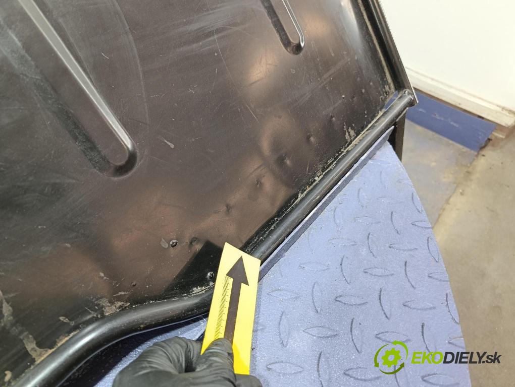 Skoda Praktik 2008 Stěna: