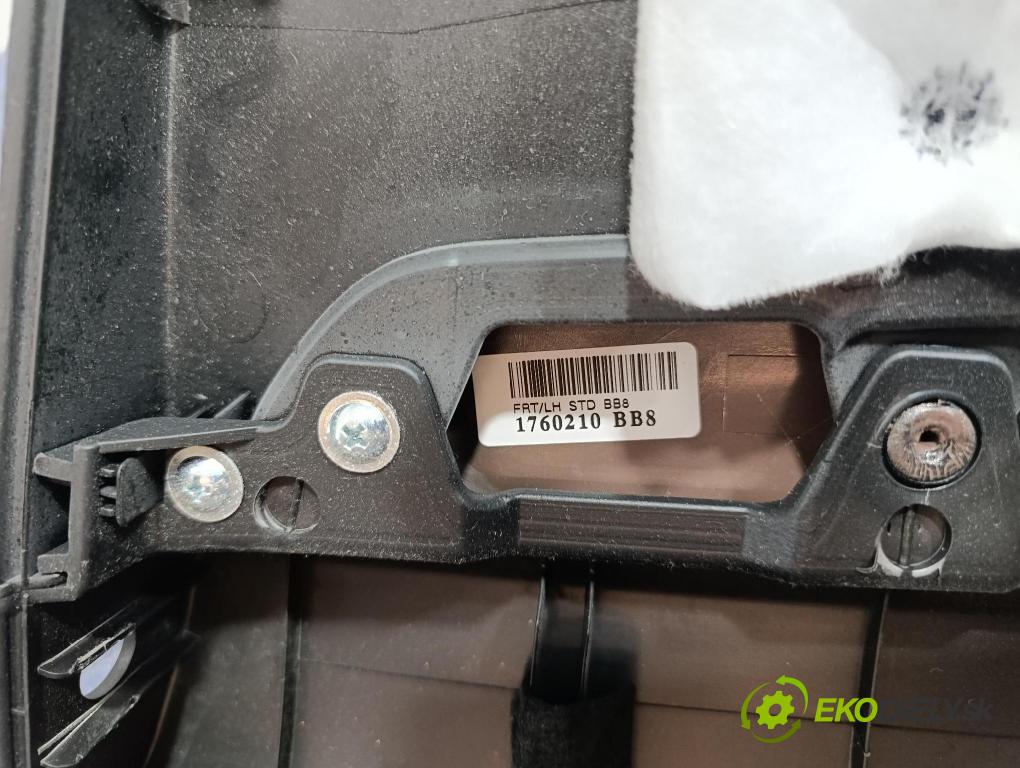 Kia Sorento 2013 Tapacír: dveře před levá