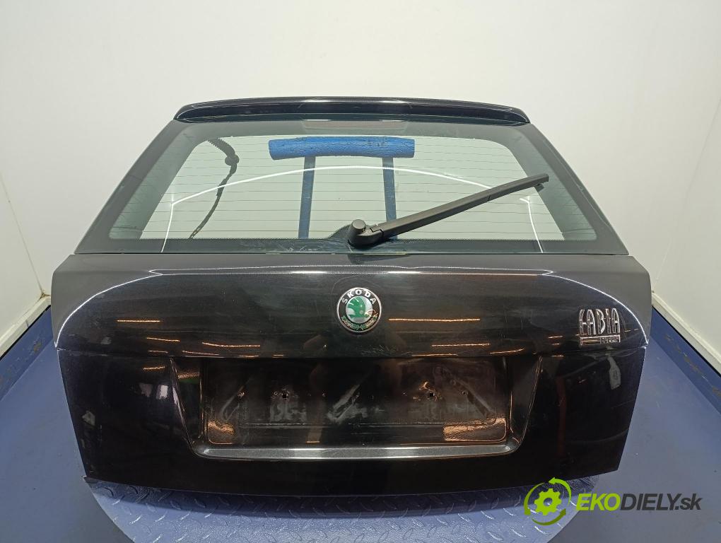 Skoda Fabia 2007 zadní dveře kufra: kufr