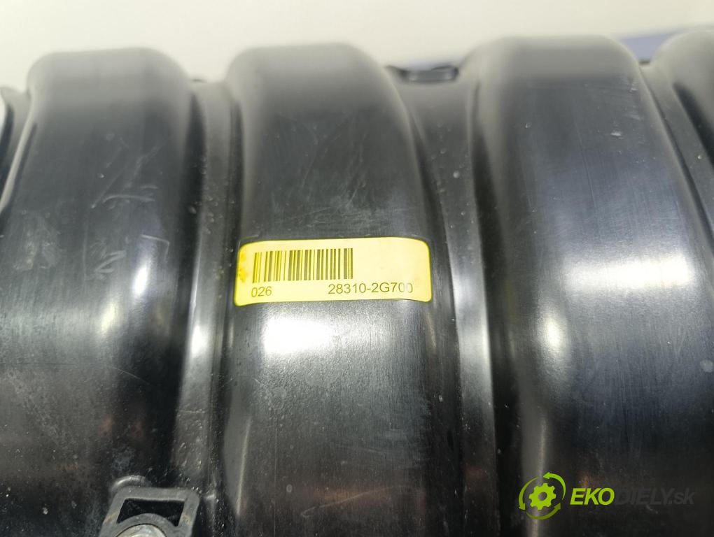 Kia Sorento 2013 potrubí Sání: 28310-2G700