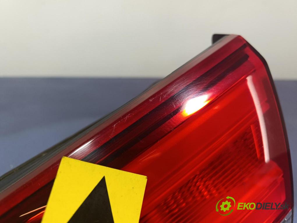 Kia Sorento 2013 světlo Zad: Práva: Uvnitř 92406-1U500