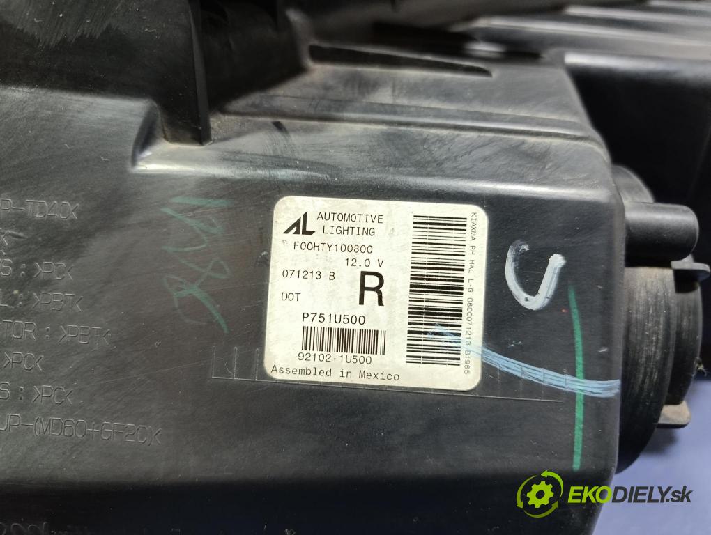 Kia Sorento 2013 světlo v pravo: 92102-1U500