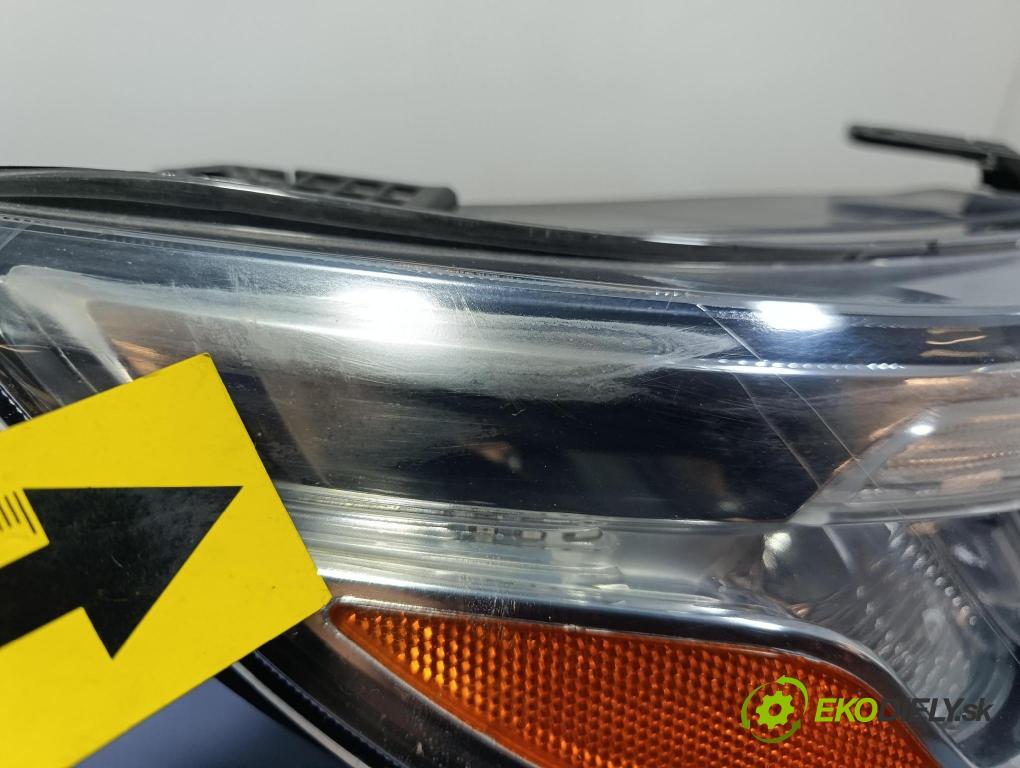 Kia Sorento 2013 světlo v pravo: 92102-1U500