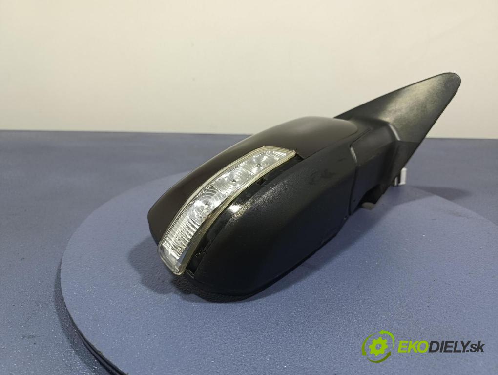 Kia Sorento 2013 zpětné zrcátko prave 876201U050