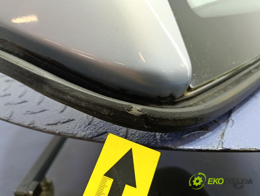 Peugeot 206 2003 Strecha: