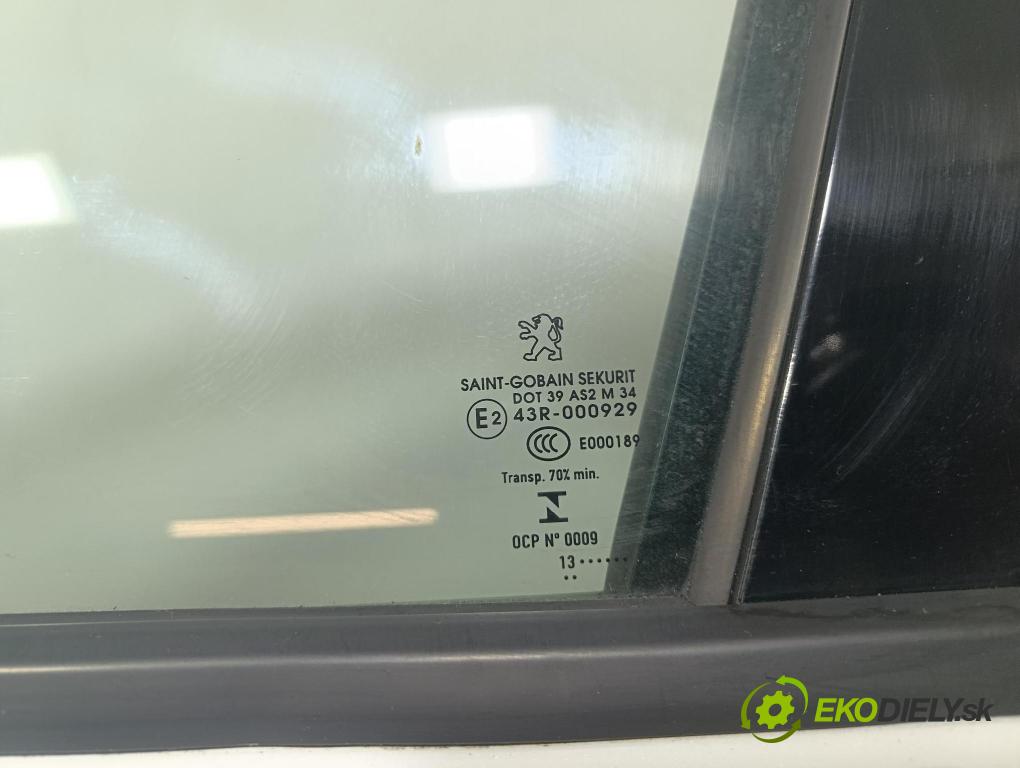 Peugeot 3008 2013 dveře před Vlevo, odjet:
