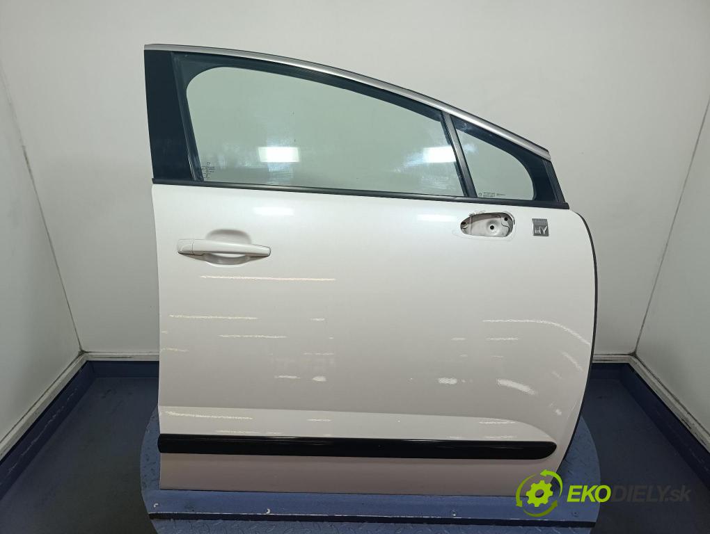 Peugeot 3008 2013 dveře před prave
