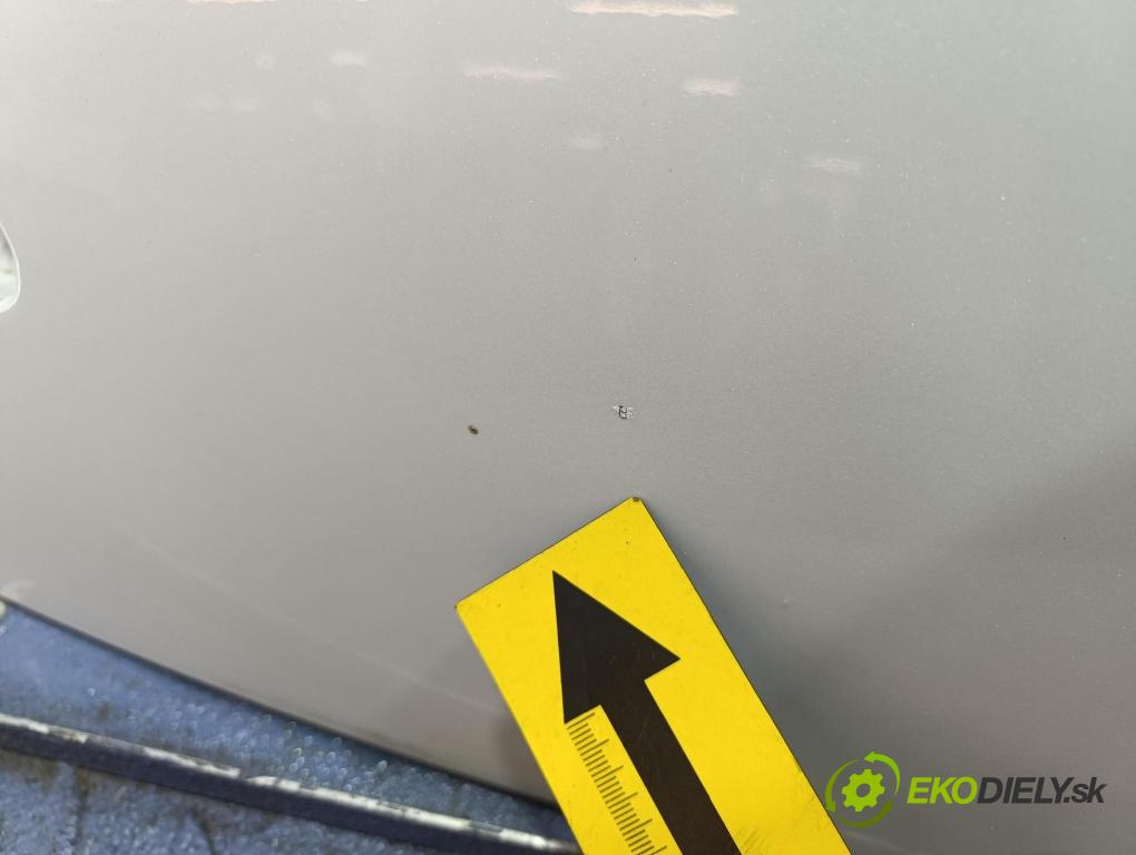 Peugeot 3008 2013 zadní dveře kufra: kufr