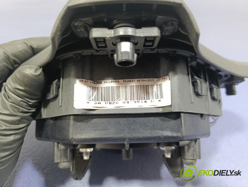 Peugeot 3008 2013 kokpit,přistrojova deska 9803188580